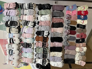 Vând mănuși de ski și normale, Importator Direct copii și adulți, cagule, măști, caciuli. - imagine 2