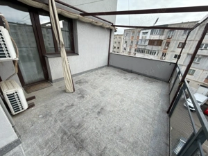 Vand  Schimb apartament 5 camere Penthouse - imagine 8