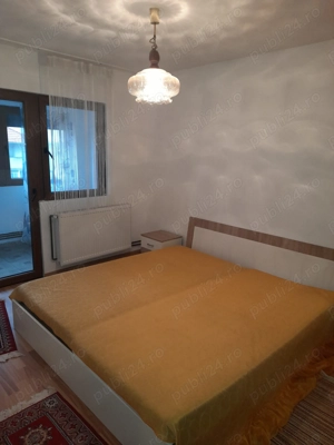 Apartament 3 camere decomandat de vânzare   Cartier Pipirig, Caransebeș - imagine 2