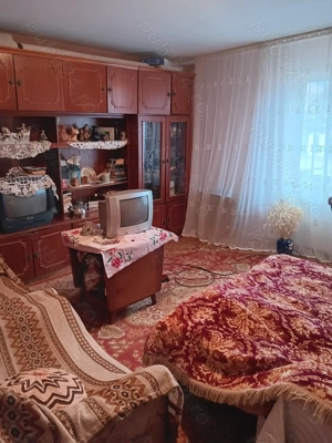 Vand casa in jud Valcea, comuna Vladesti, sat Priporu - imagine 8