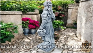 Statuetă fata cu coșulețe, gri patinat, model S23. - imagine 3