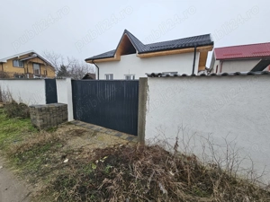 Casa suprafata construita 70 mp, teren 250 mp, Malu Mare