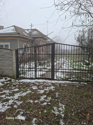 Casa de vânzare județul Olt cu teren intravilan.