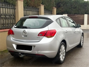Vand Opel Astra J 1.7 2010 - imagine 5