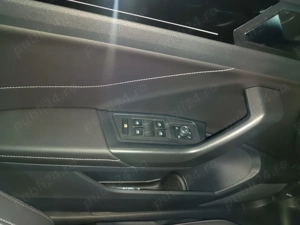 VW T-Roc R line 1.5 2  km - imagine 5