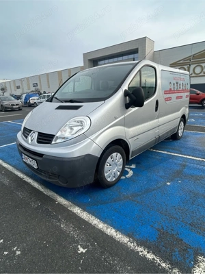 Renault Trafic 8+1