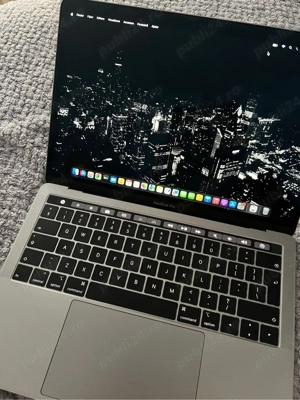 MacBook Pro 13" Retina Touch bar 2019