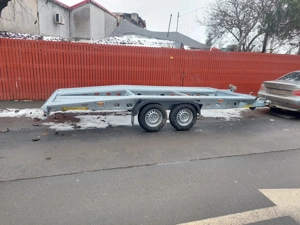 Platforma transport auto de inchiriat