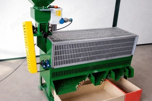 Utilaj pentru spart alunele si separat miezul de coaja - imagine 3