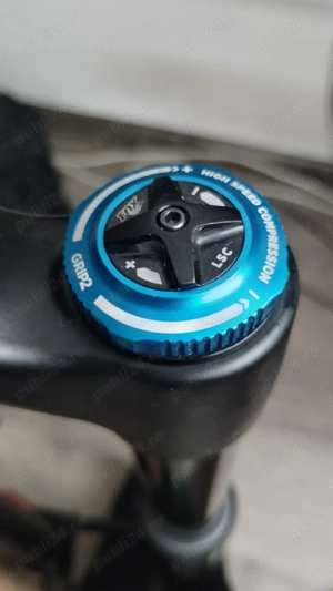 Vand Gopro Hero 6 Black cu 3 baterii Si carcasa originala si de apa