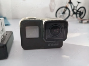 Vand Gopro Hero 6 Black cu 3 baterii Si carcasa originala si de apa