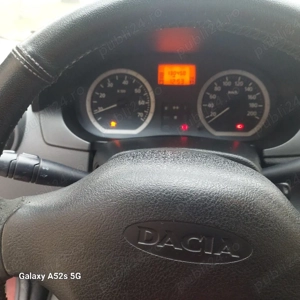 Vând autoturism Dacia Logan an fabricație 2005 - imagine 4