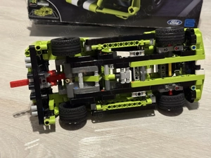 Lego Technic 42138 Ford Mustang Shelby GT500 - imagine 4