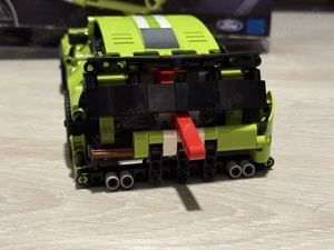 Lego Technic 42138 Ford Mustang Shelby GT500 - imagine 3