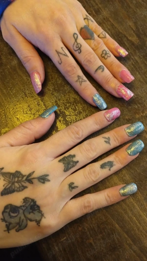 manechura și pedichiură  - imagine 5