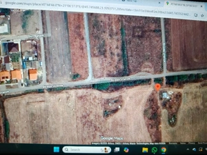 PROPRIETAR.vand parcela,la Sacalaz