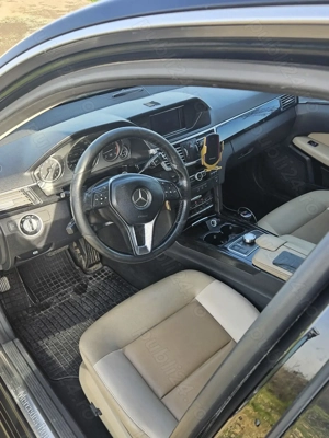 Vând mercedes E class - imagine 10