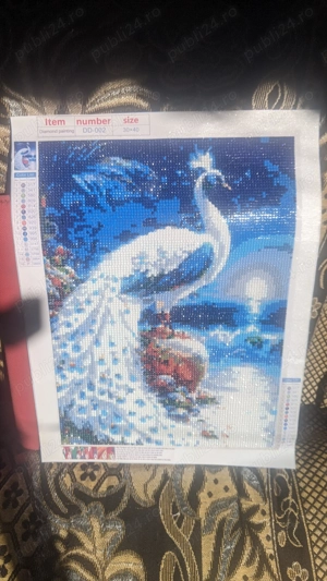 Pictură cu pietricele  lipite