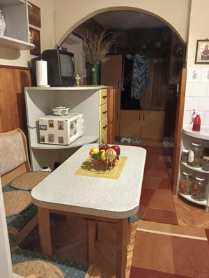 Vând URGENT apartament ultracentral cu 3 camere  - imagine 4