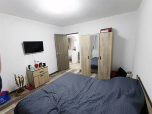 Apartament 2 camere in zona centrala Moldova Noua, langa piata - imagine 7