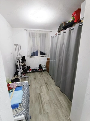 Apartament 2 camere in zona centrala Moldova Noua, langa piata - imagine 8