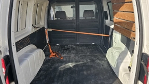 Volkswagen Caddy 1.6 TDi  - imagine 8