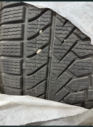 Cauciucuri de iarna 235/55R19 - imagine 4