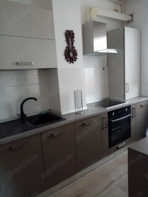 Închiriez apartament 2 camere penthouse. Ared Uta.