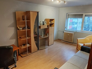 Închiriez apartament  - imagine 2
