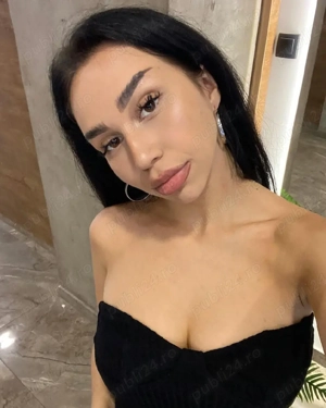 hei astept mesaje pe whatsapp