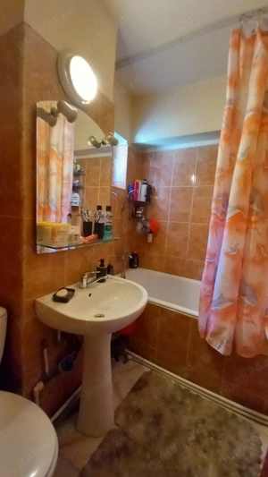 De vanzare apartament cu 3 camere , Caracal - imagine 7