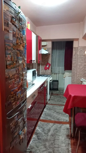 De vanzare apartament cu 3 camere , Caracal - imagine 6
