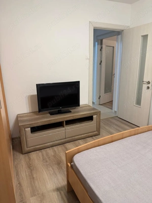 Inchiriez apartament 2 camere pe bd.Tineretului vis a vis de parcul Tineretului - imagine 4
