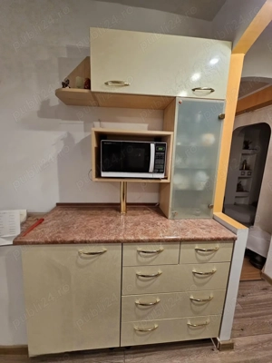 Mobila de bucătărie, MDF lucios