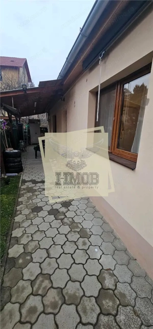 Casa 2 camere | decomandat 50mp | curte privata 40mo | zona Lazaret - imagine 9