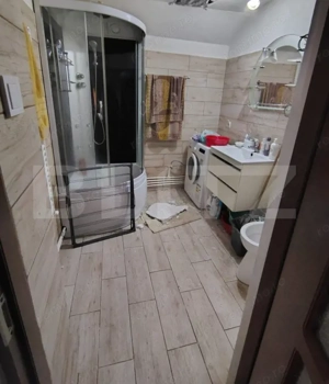 DE NERATAT! Casa zona centrala, amplasare excelenta, de locuit/investit - imagine 3