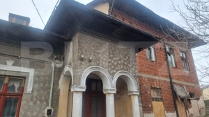 Casa + teren, 124 mp, zona Lupeni - Semicentrala - imagine 3