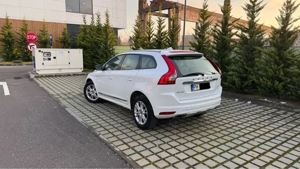 Volvo XC60   Summum   Impecabil   Inmatriculat - imagine 2