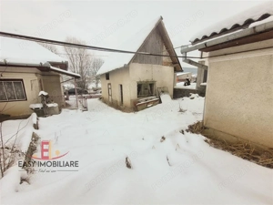 Proprietate cu teren mare 1079 mp, utilitati, ideal investitie – Livezeni - imagine 2