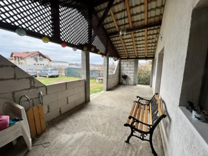  Casă cochetă cu terasă | 5 ari teren - imagine 3