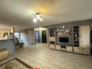  Casă cochetă cu terasă | 5 ari teren - imagine 6