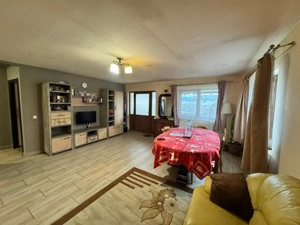  Casă cochetă cu terasă | 5 ari teren - imagine 8