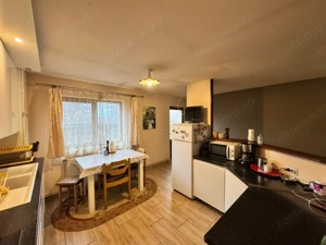  Casă cochetă cu terasă | 5 ari teren - imagine 11