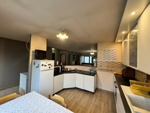  Casă cochetă cu terasă | 5 ari teren - imagine 13