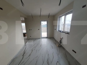 Duplex modern despartit prin bucatarie si camara 