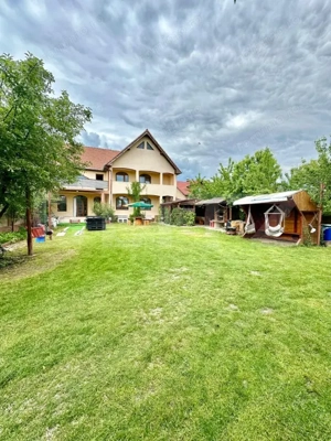 Casa 5 camere,teren 700 mp, foisor si gratar,Micesti