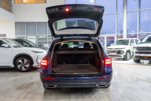 Mercedes-Benz E-Class E220D - imagine 11