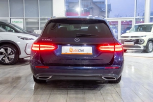 Mercedes-Benz E-Class E220D - imagine 6