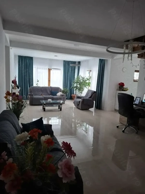 Casa de vis. la întrare in cumpana  - imagine 2