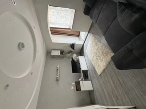 Vand ap.2 camere decomandat in Zona Modern, et.2, suprafata utila de 50 mp.